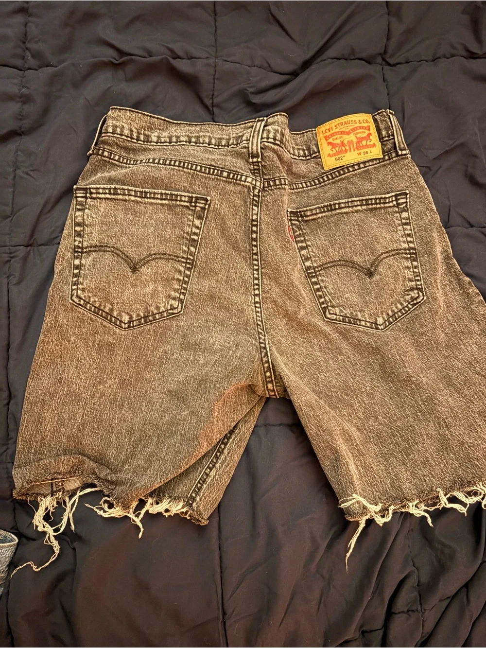 Levi’s 502 Distressed Washed Grey/Black Men’s Denim Shorts